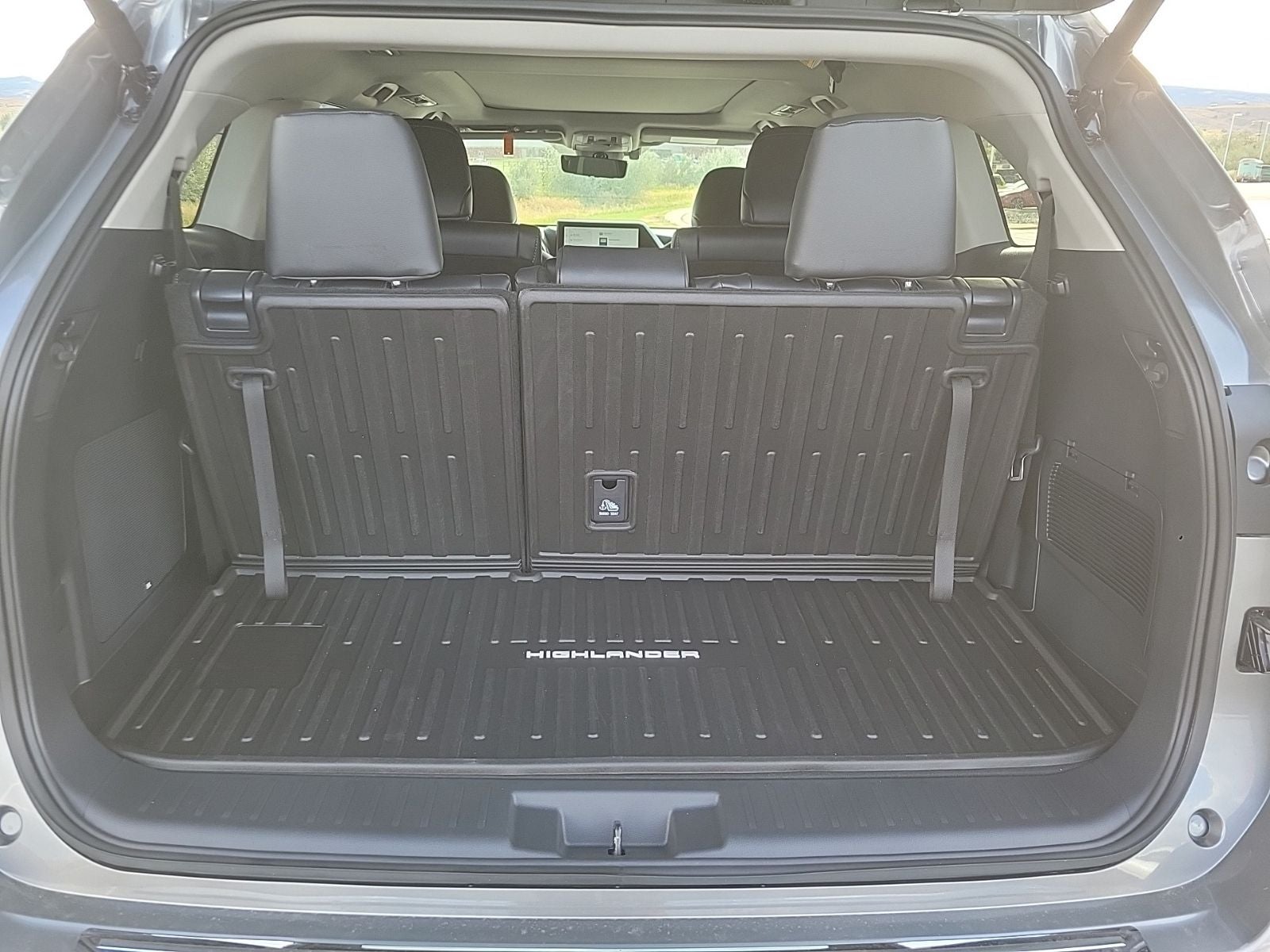 2026 Toyota Highlander Base