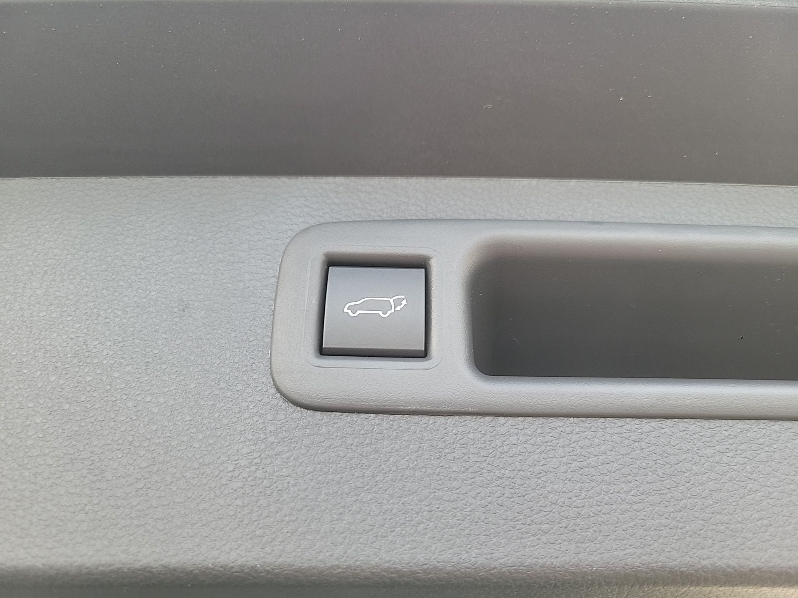 2026 Toyota Highlander Base