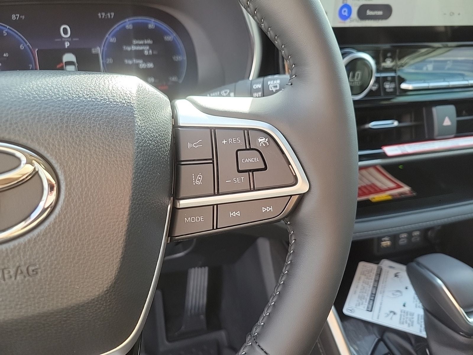 2026 Toyota Highlander Base