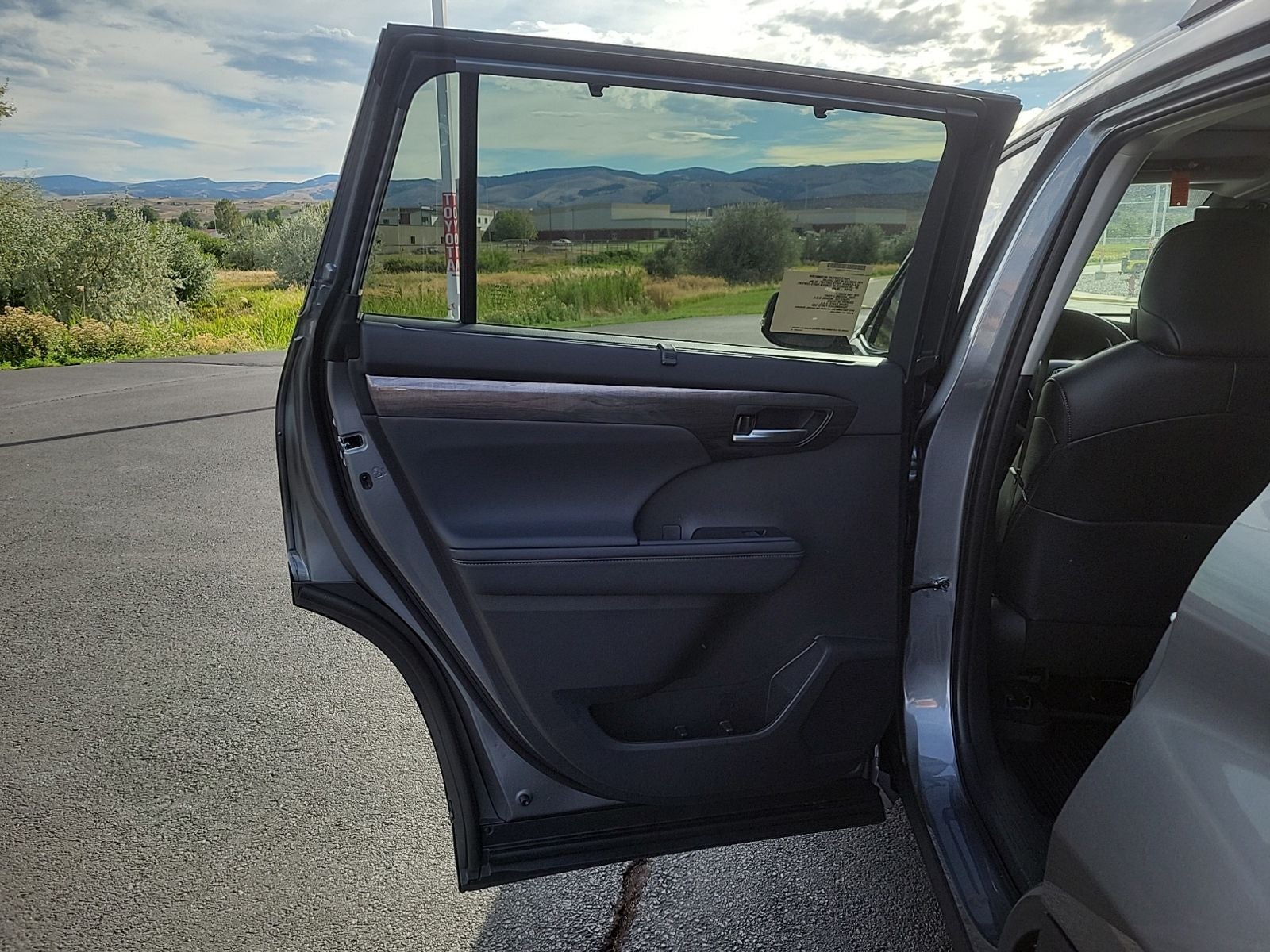 2026 Toyota Highlander Base