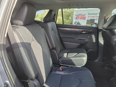 2026 Toyota Highlander Base
