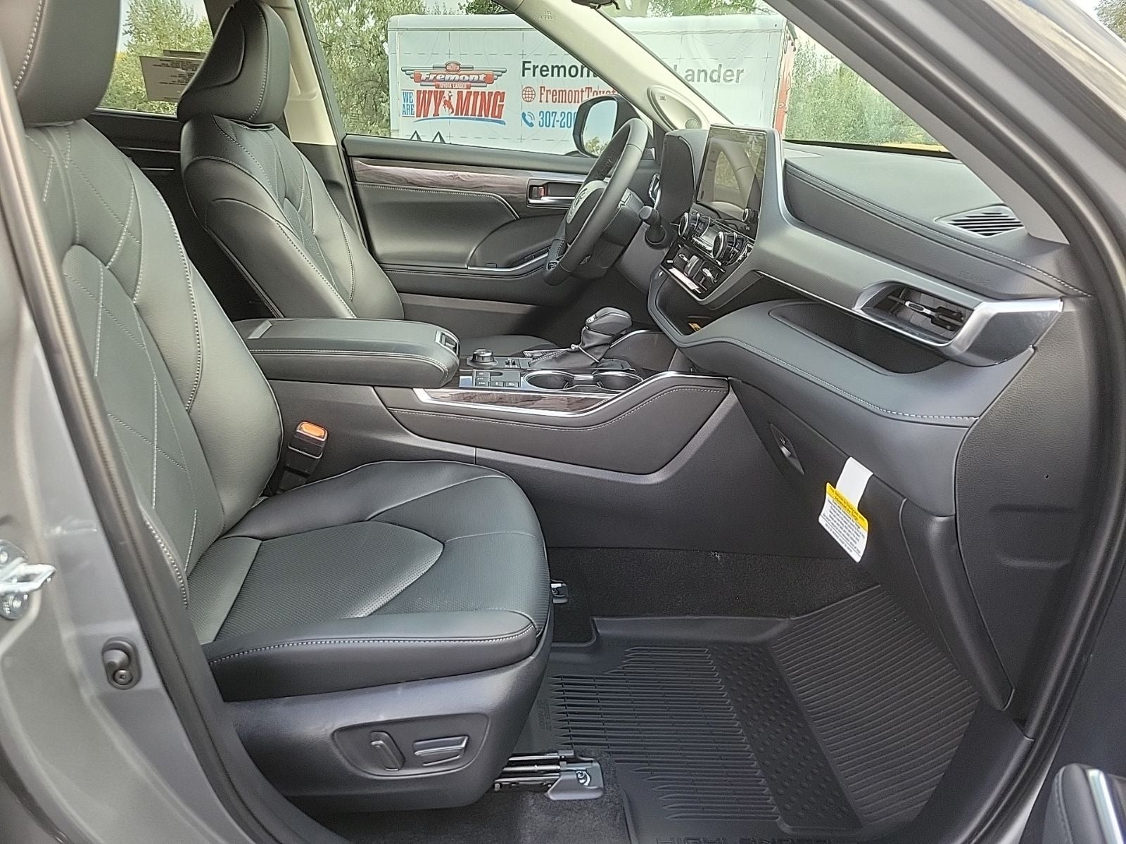 2026 Toyota Highlander Base
