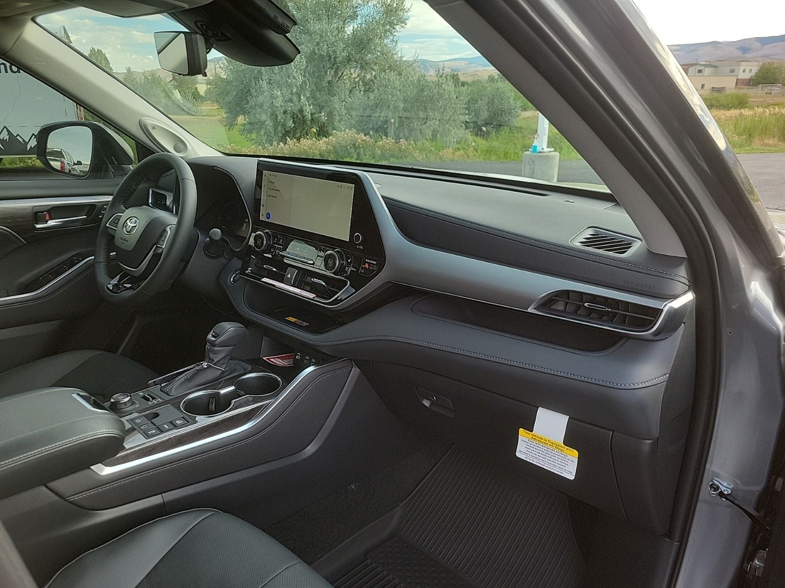 2026 Toyota Highlander Base