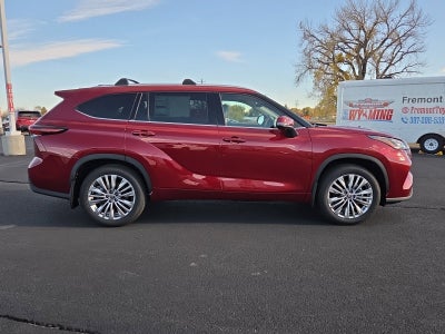 2026 Toyota Highlander Platinum