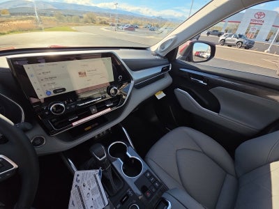 2026 Toyota Highlander Platinum