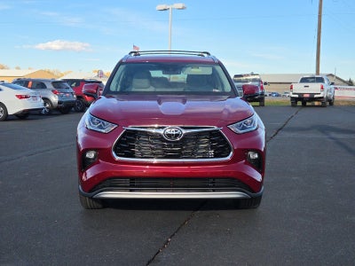2026 Toyota Highlander Platinum