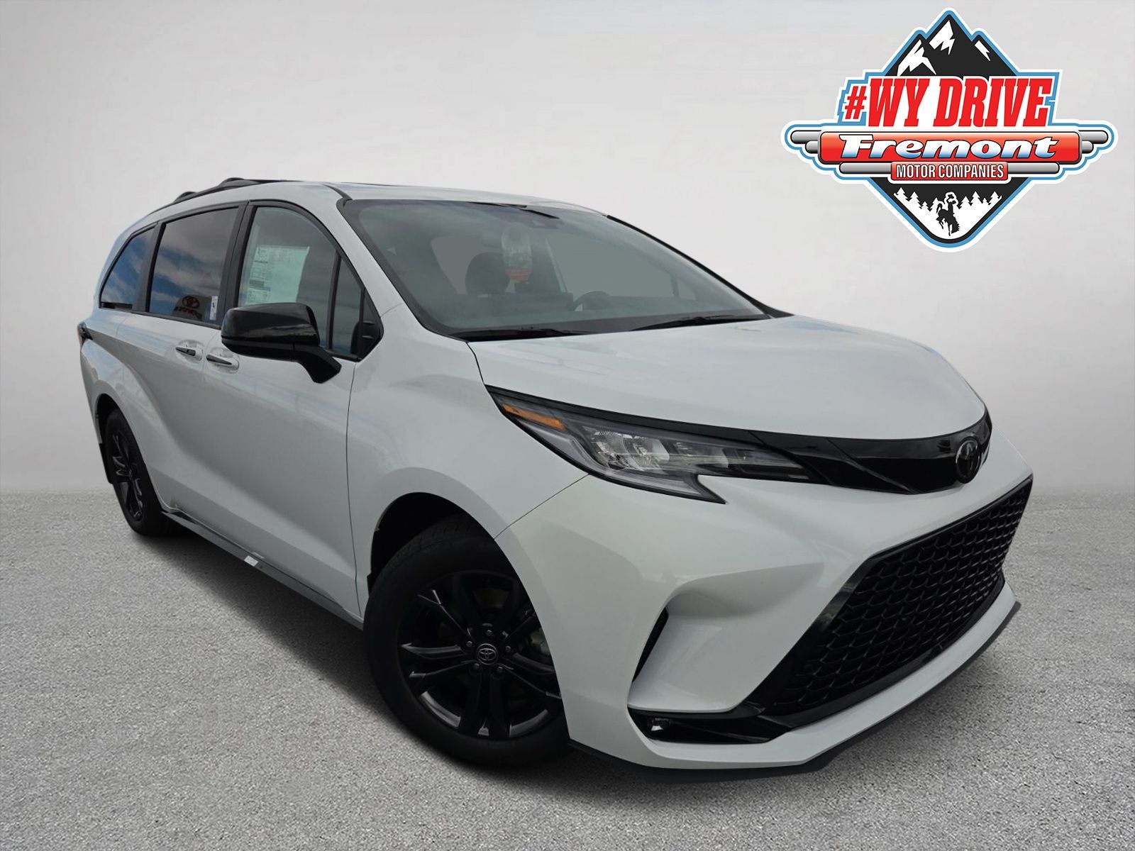 2026 Toyota Sienna XSE 7 Passenger