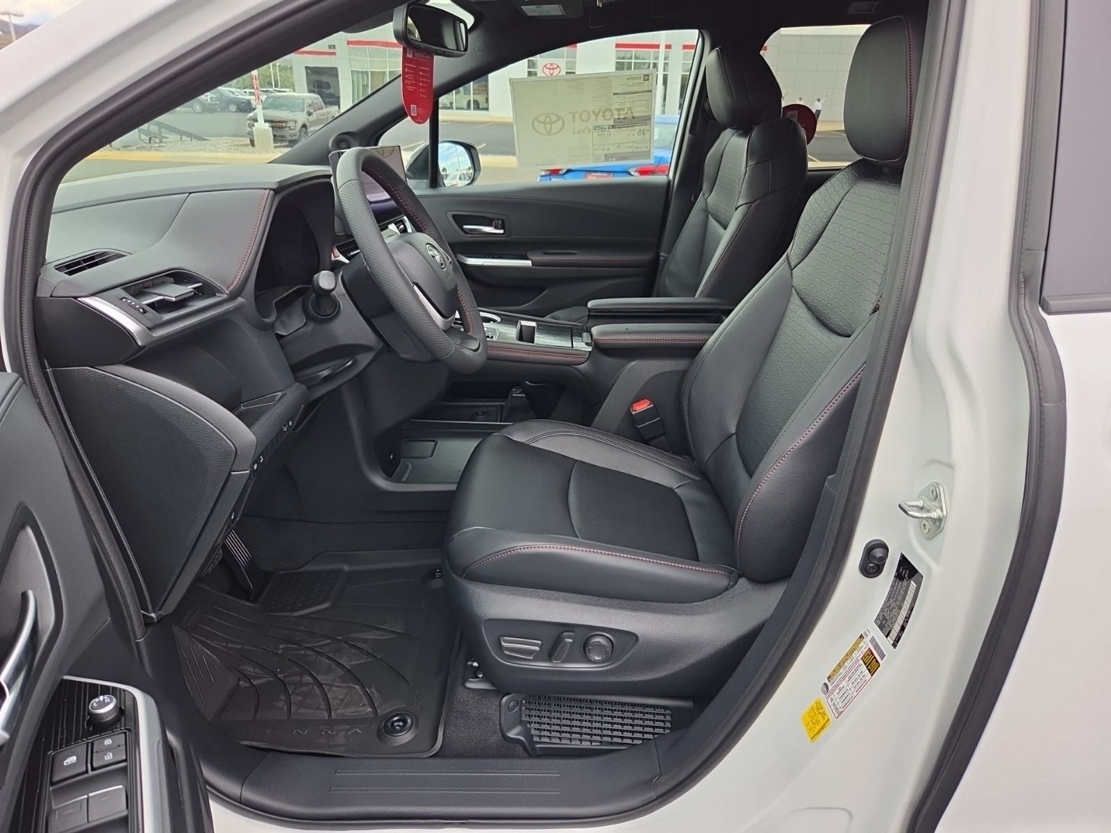 2026 Toyota Sienna XSE 7 Passenger