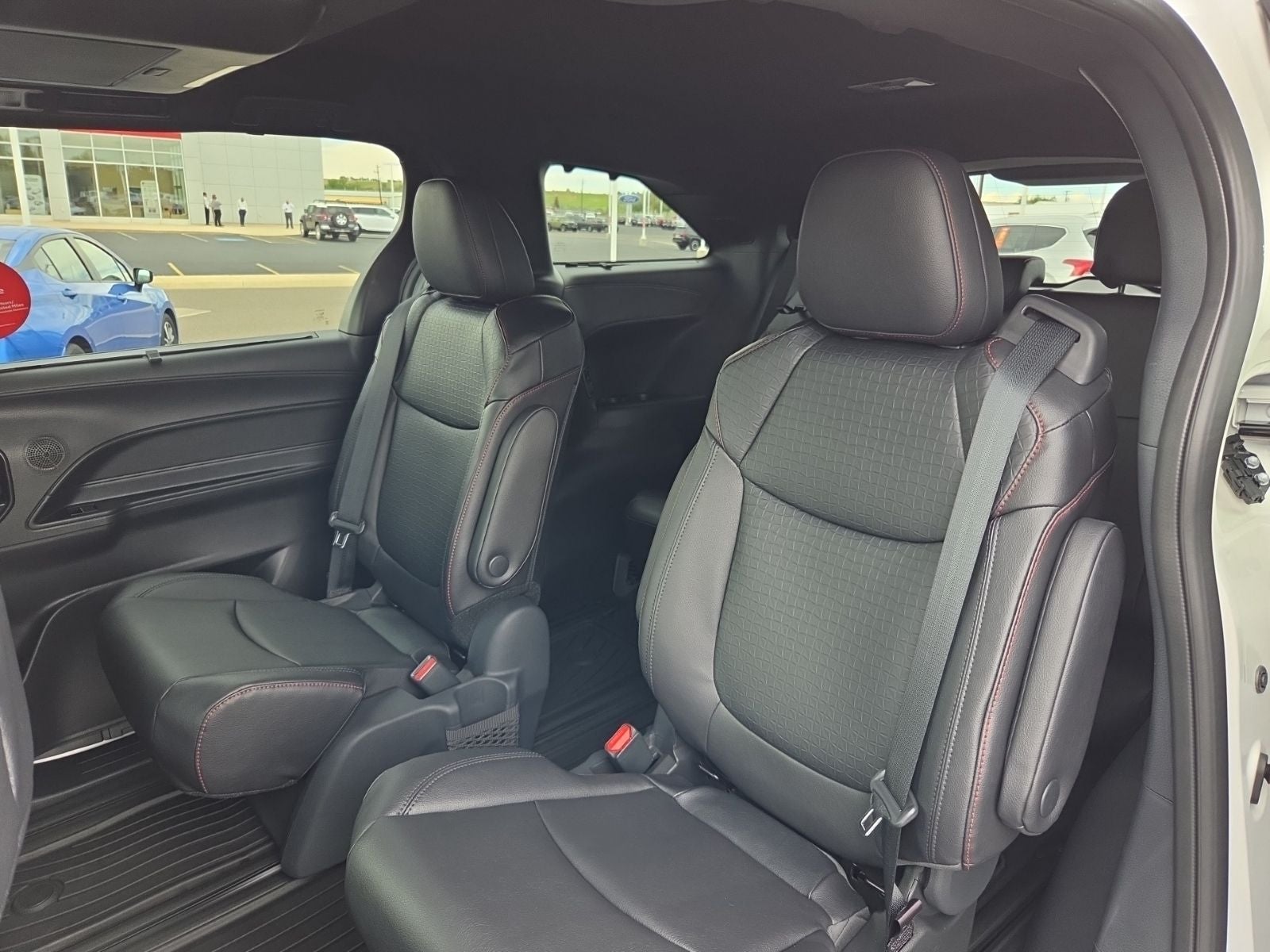 2026 Toyota Sienna XSE 7 Passenger