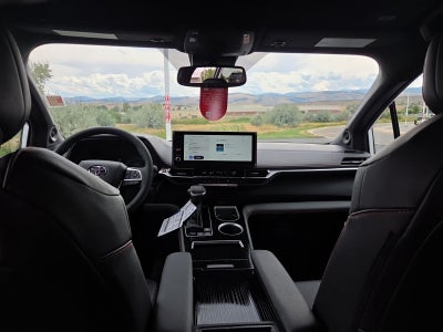 2026 Toyota Sienna XSE 7 Passenger