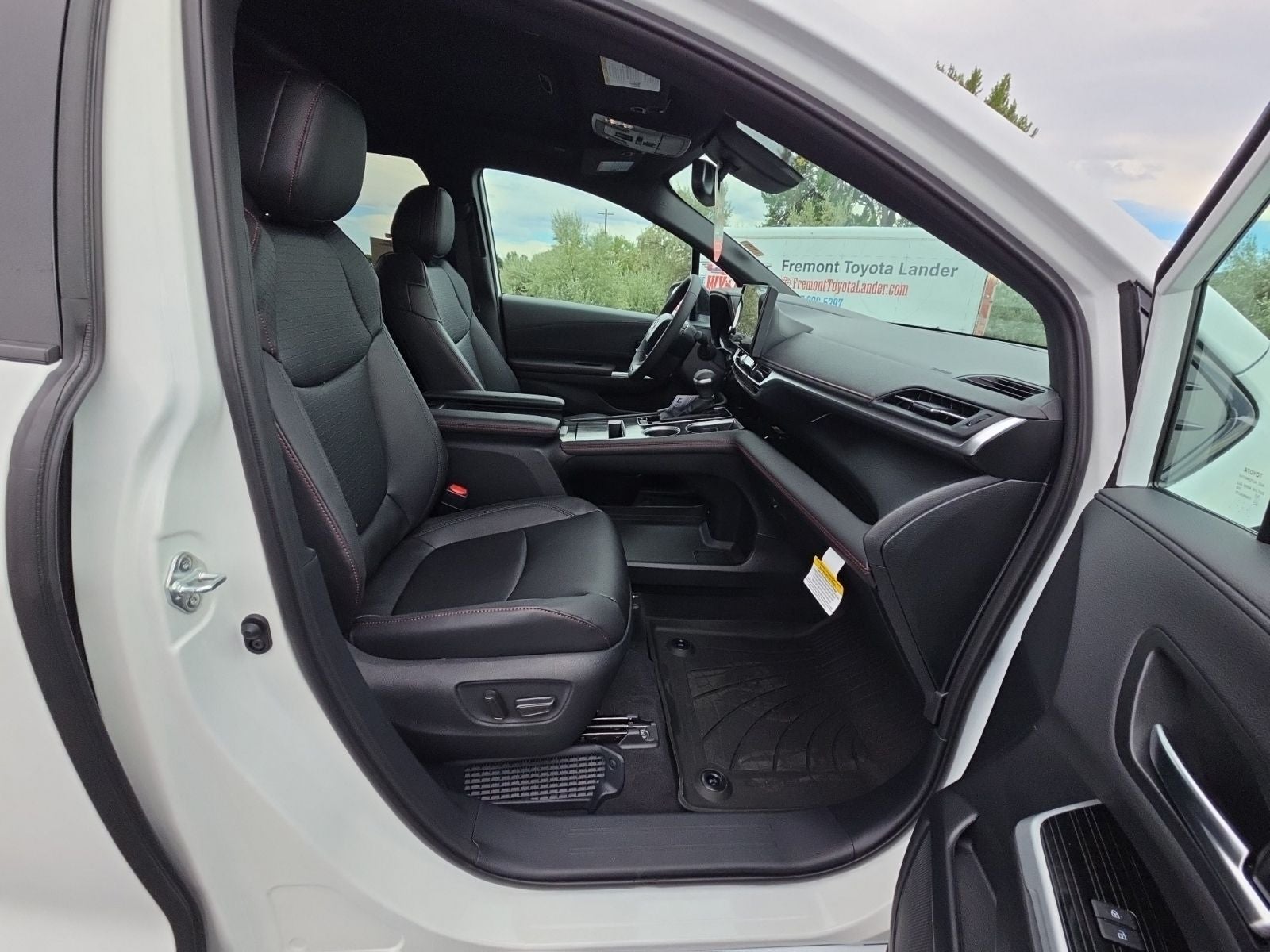 2026 Toyota Sienna XSE 7 Passenger