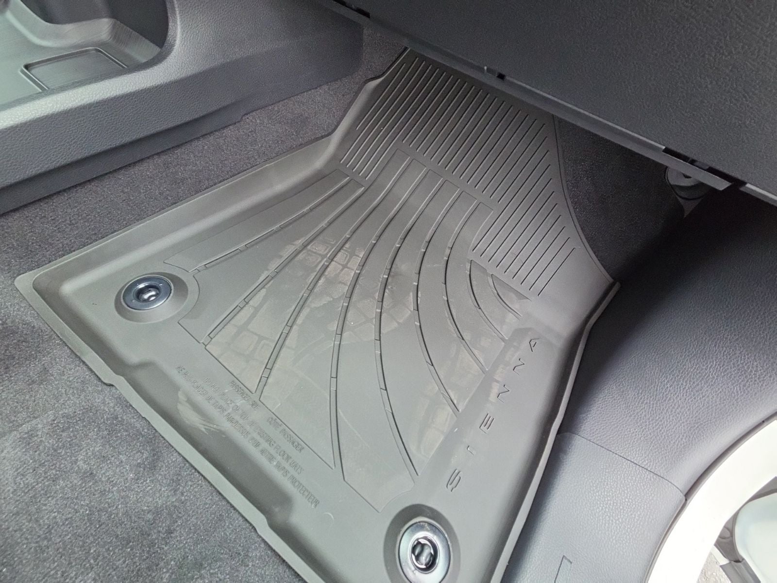 2026 Toyota Sienna XSE 7 Passenger