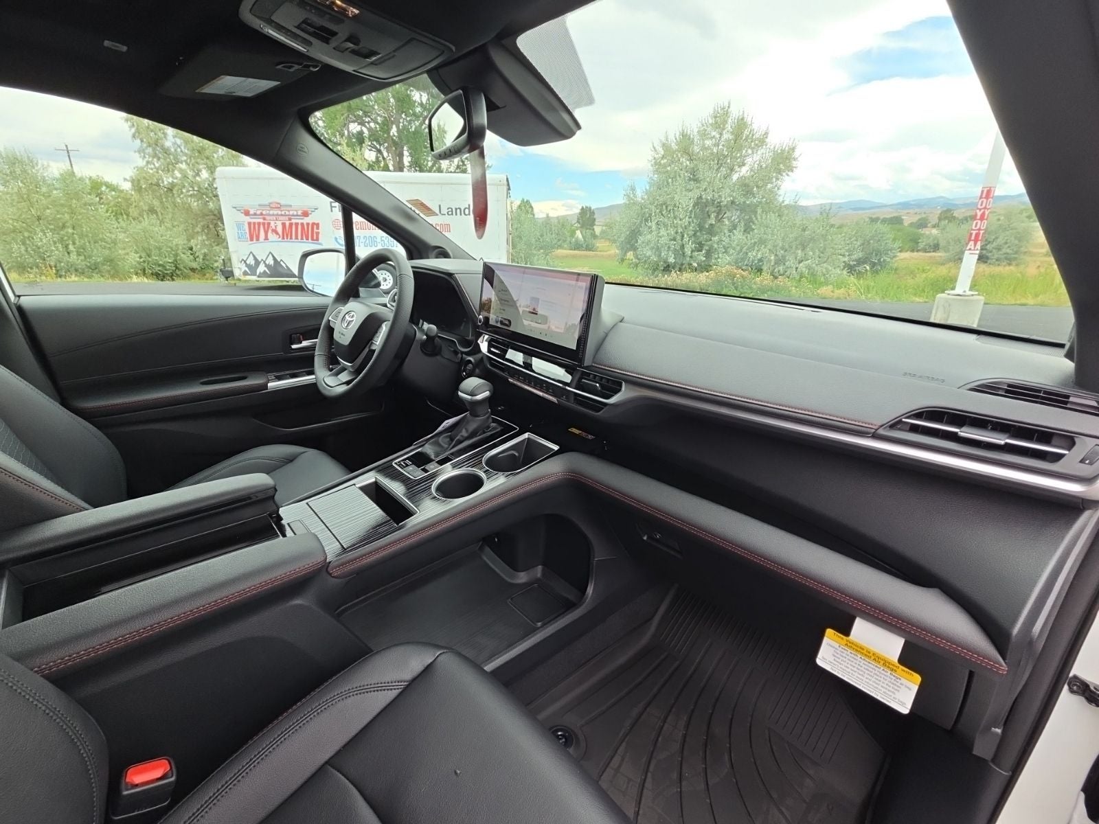 2026 Toyota Sienna XSE 7 Passenger