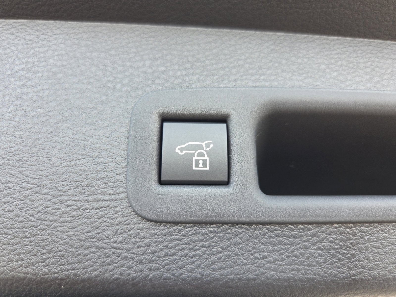 2026 Toyota Sienna Limited 7 Passenger