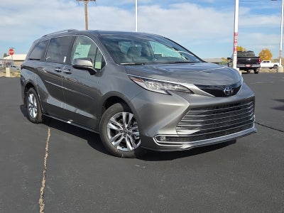 2026 Toyota Sienna Limited 7 Passenger
