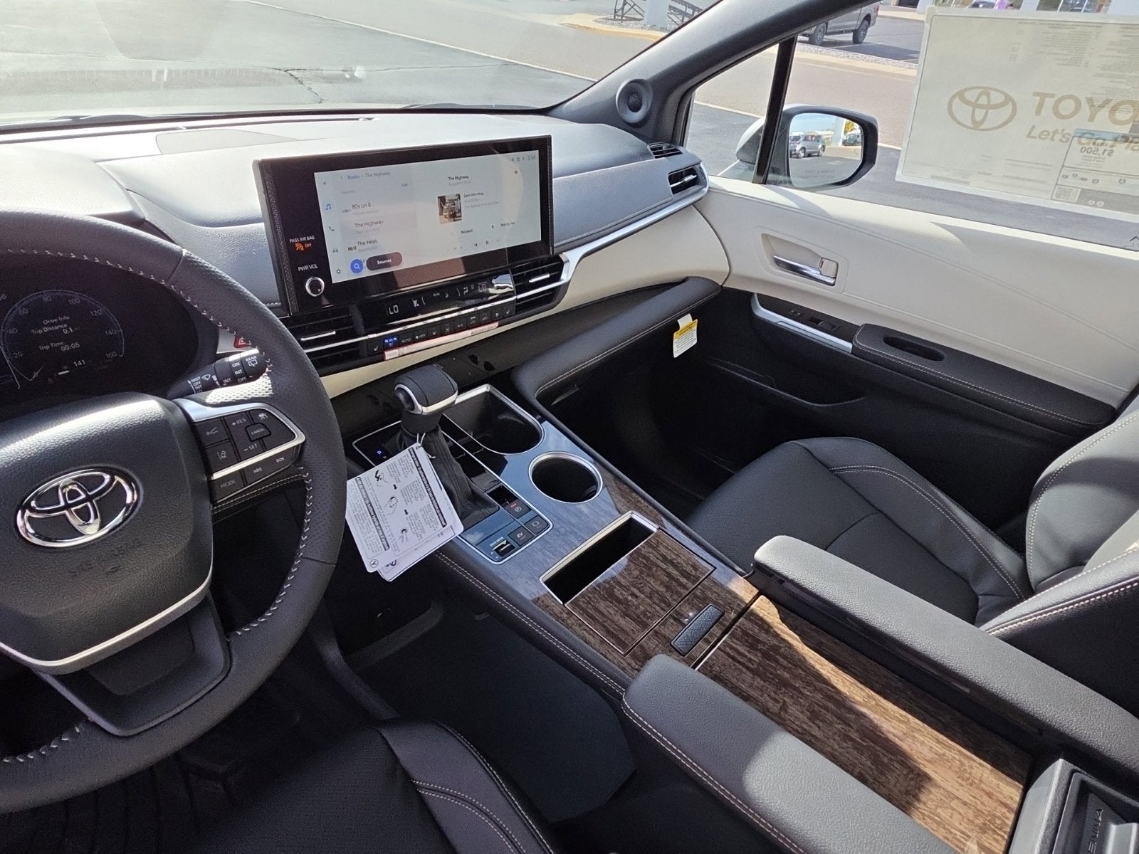 2026 Toyota Sienna Limited 7 Passenger