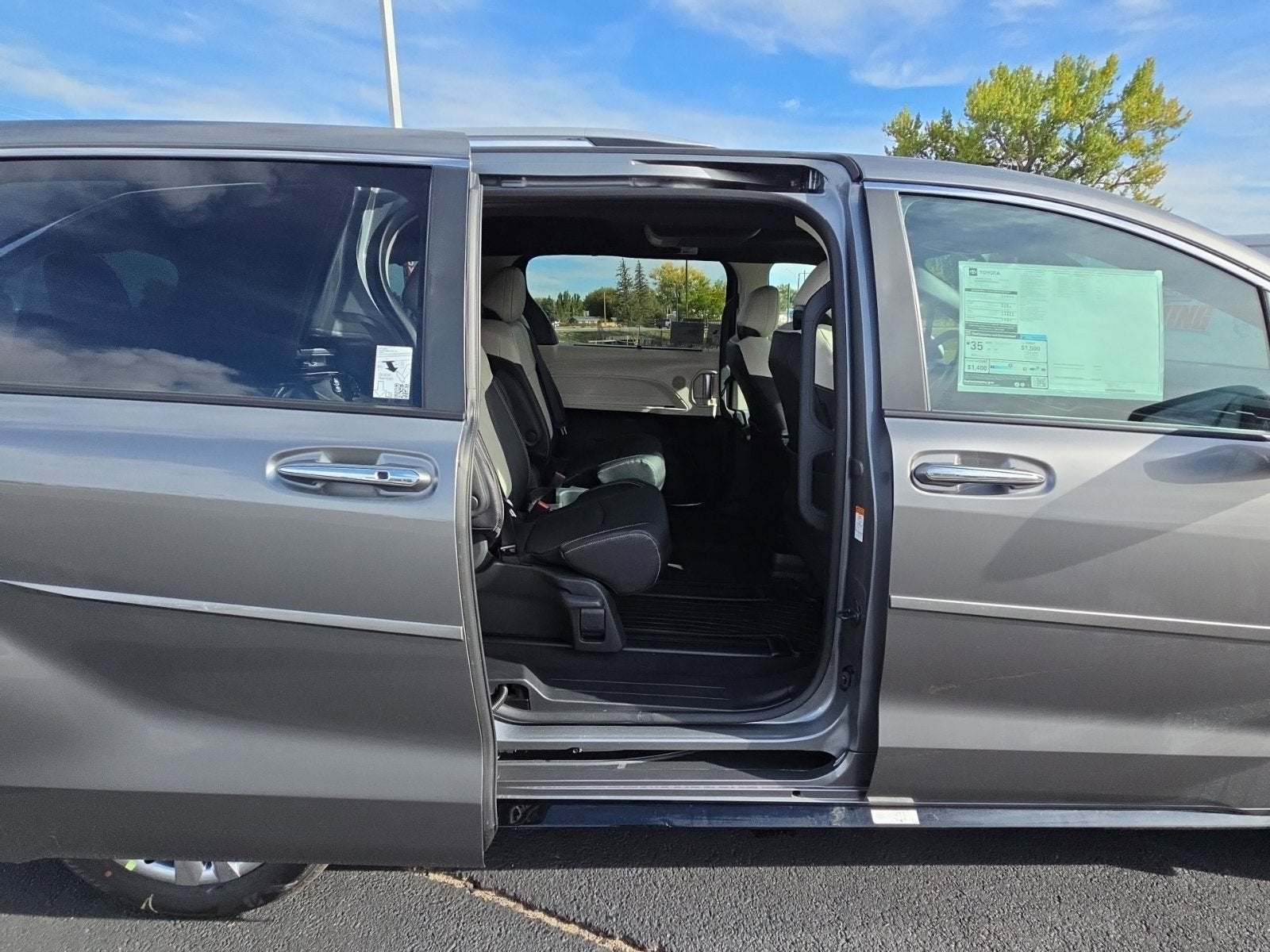 2026 Toyota Sienna Limited 7 Passenger