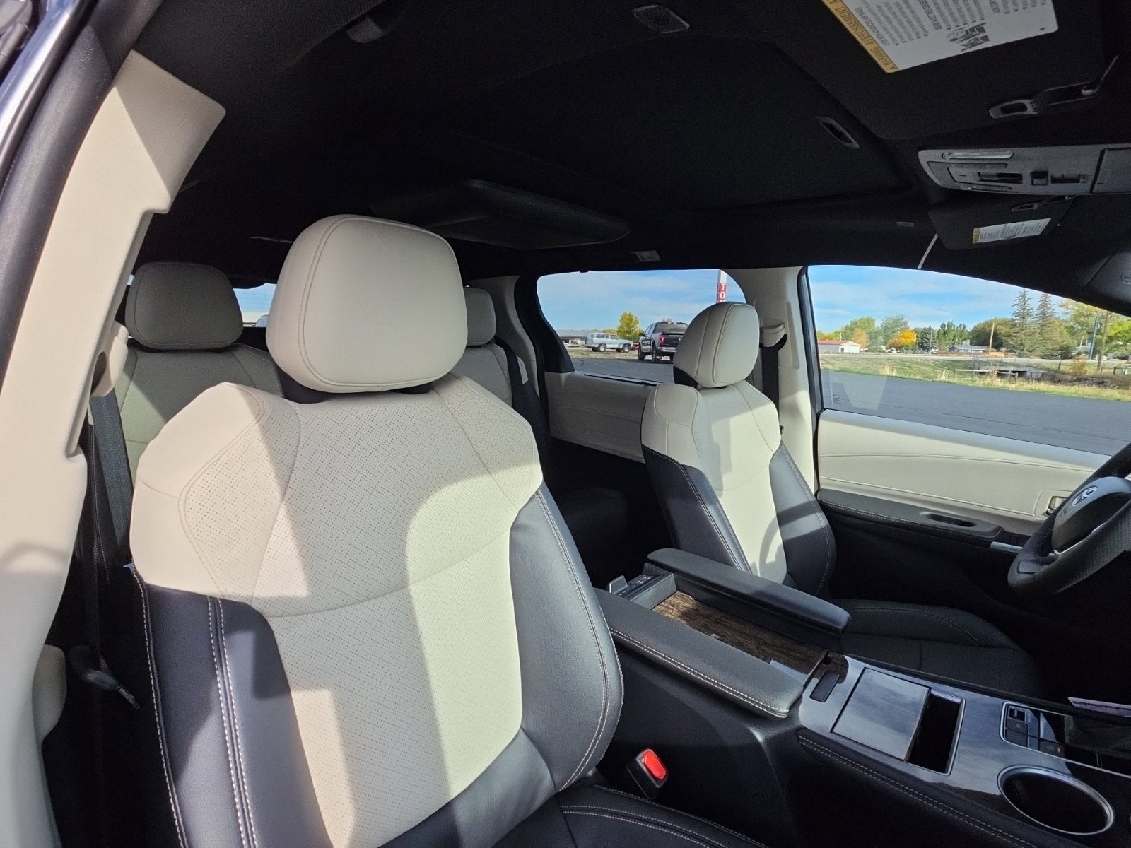 2026 Toyota Sienna Limited 7 Passenger