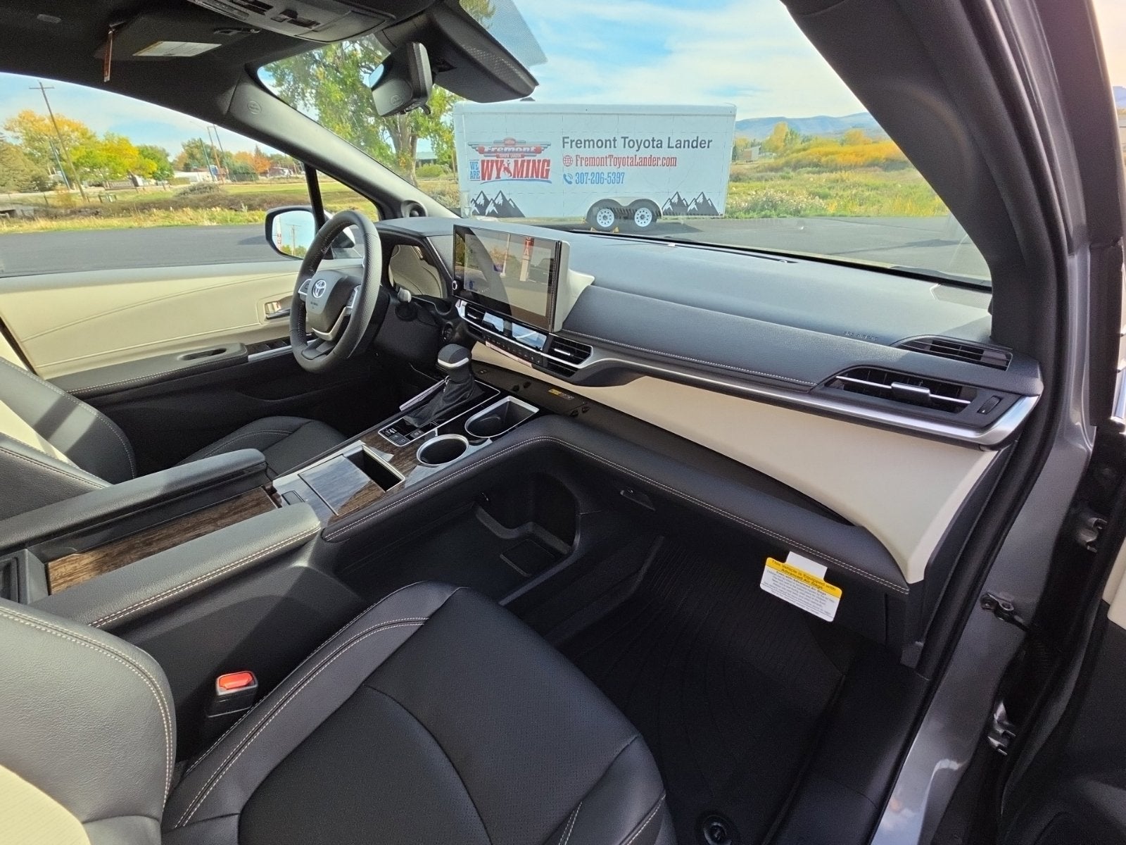 2026 Toyota Sienna Limited 7 Passenger