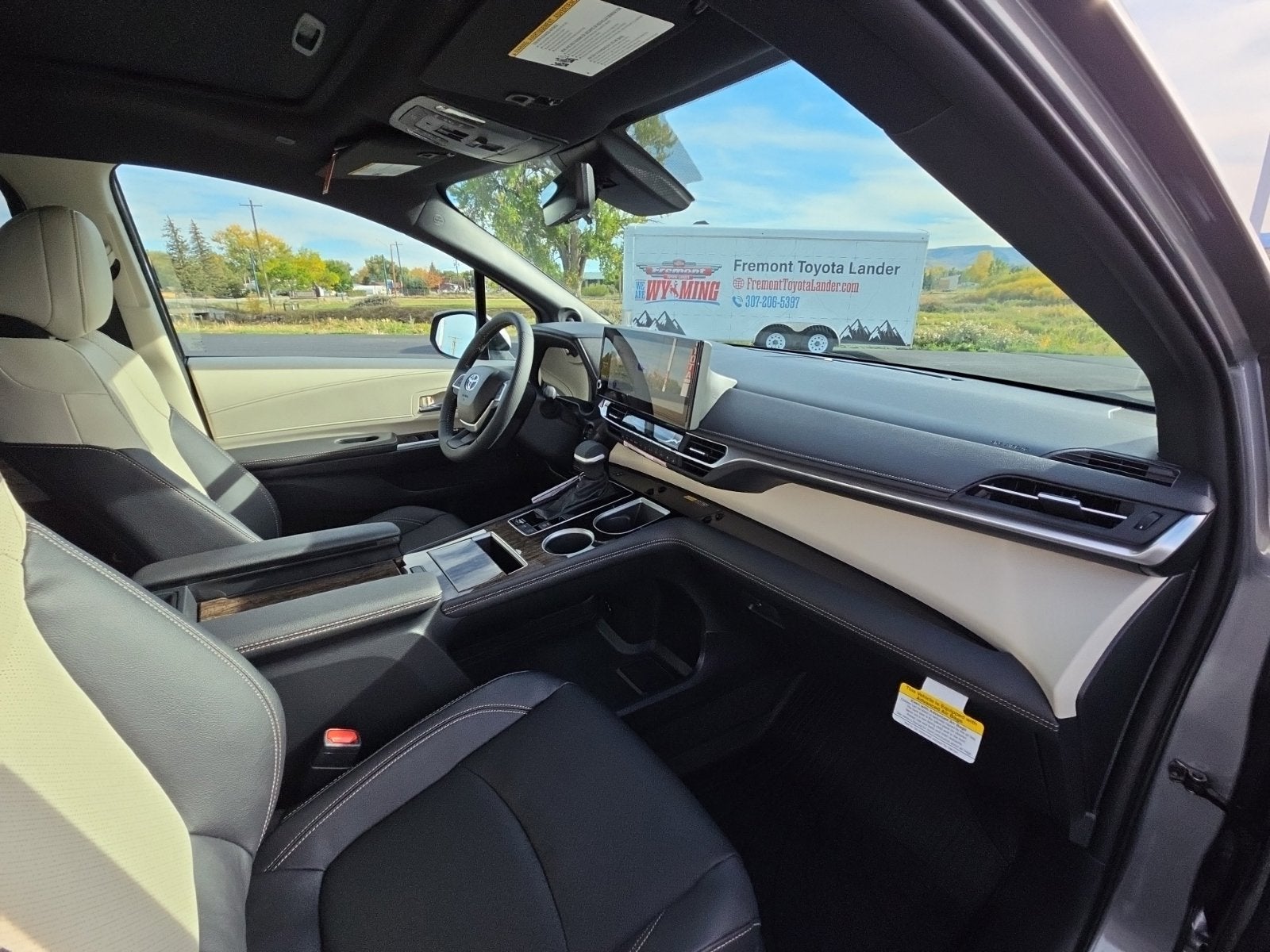 2026 Toyota Sienna Limited 7 Passenger
