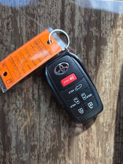 2026 Toyota Sienna Limited 7 Passenger