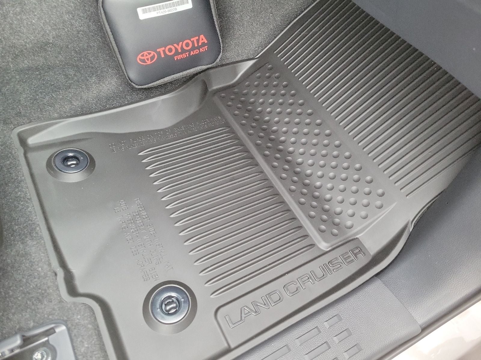 2027 Toyota Land Cruiser Base