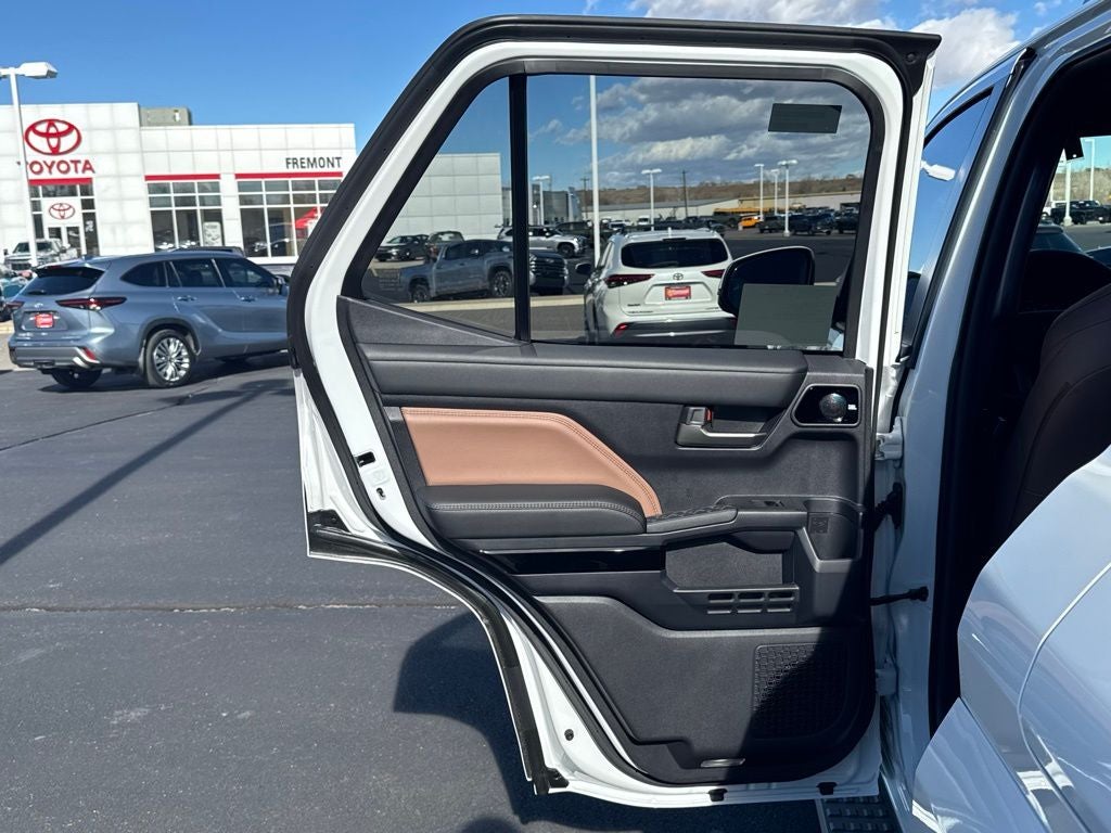 2026 Toyota 4Runner i-FORCE MAX Hybrid Limited