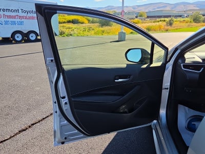 2027 Toyota Corolla Hatchback SE