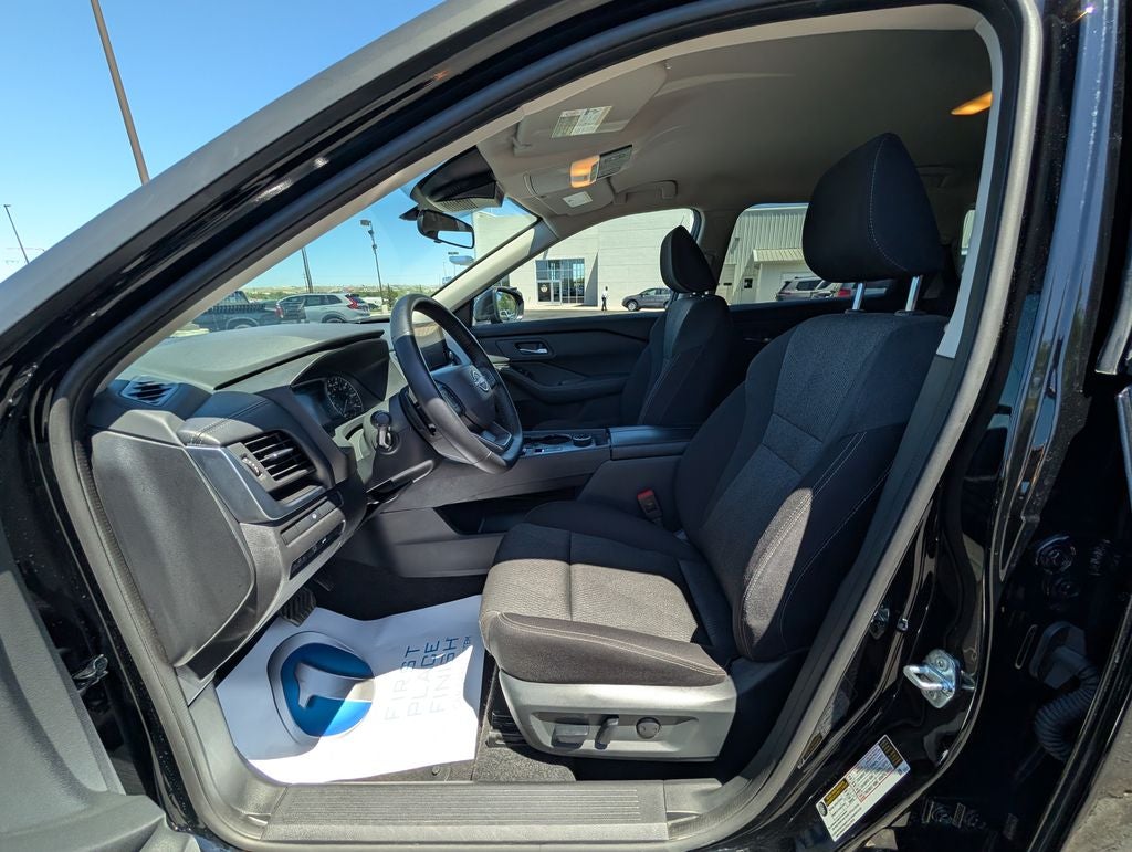 2025 Nissan Rogue SV AWD
