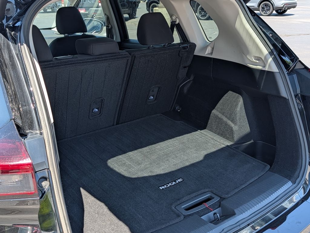 2025 Nissan Rogue SV AWD