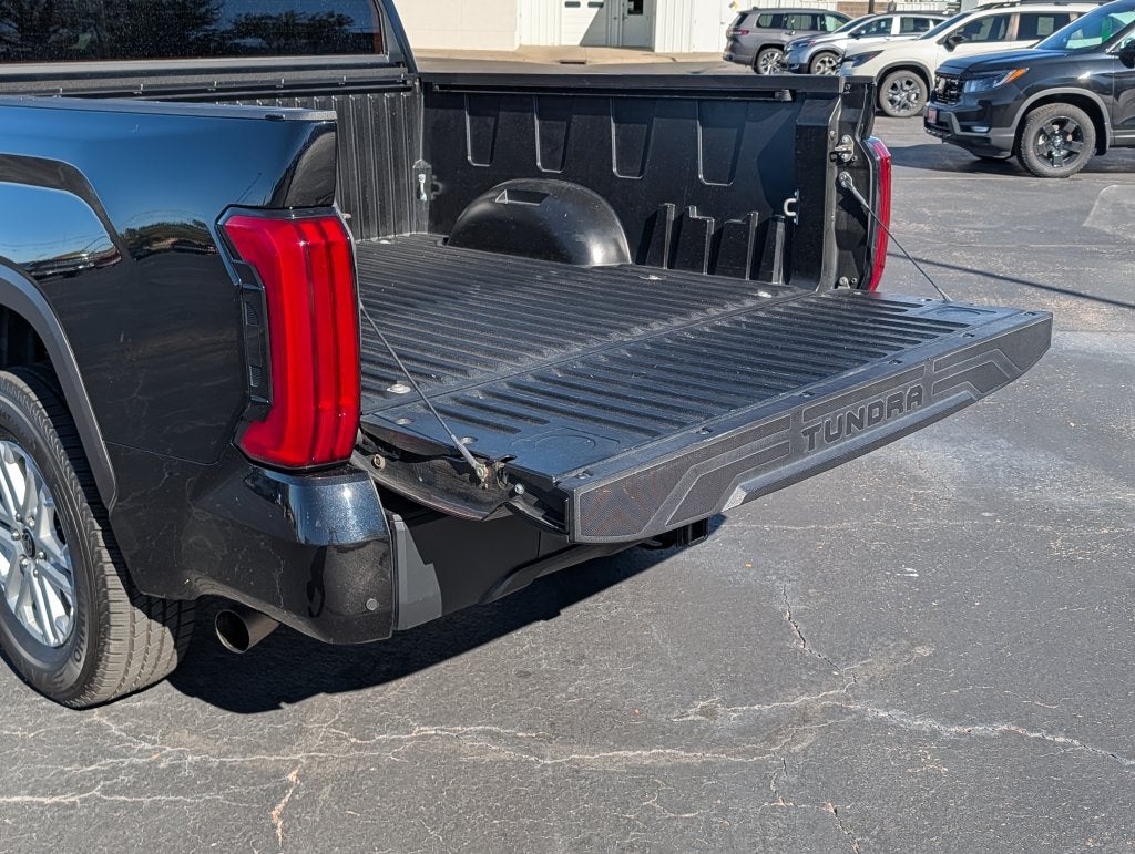 2024 Toyota Tundra SR5 4X4