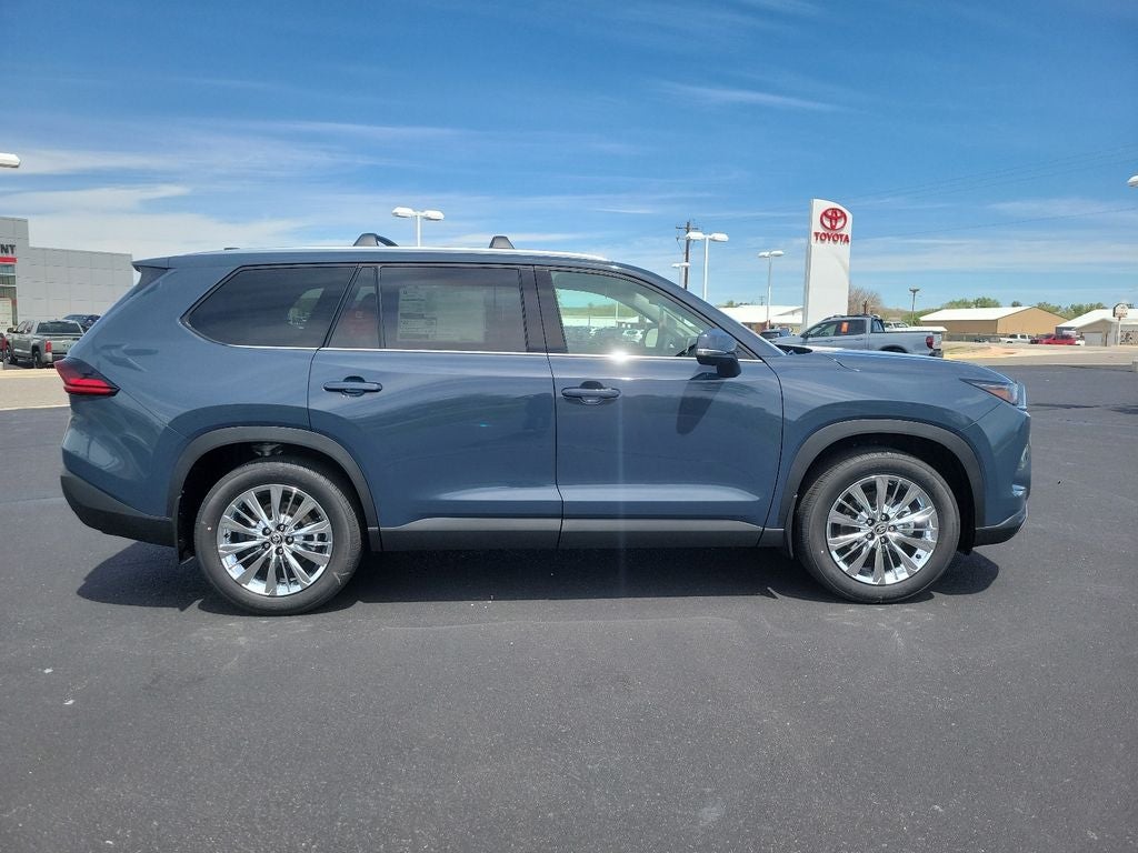 2026 Toyota Grand Highlander Base
