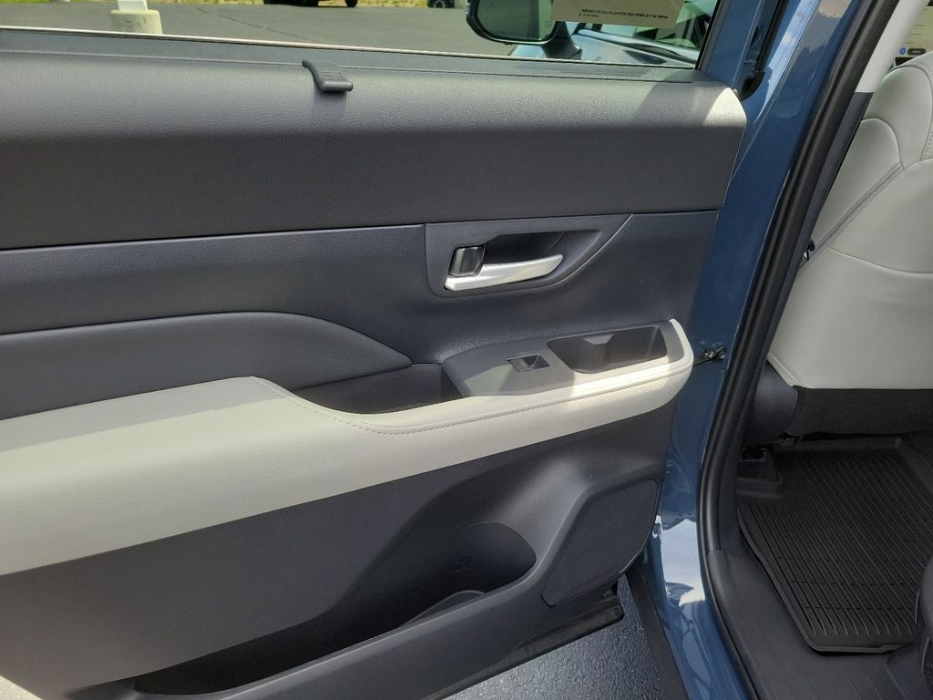 2026 Toyota Grand Highlander Base