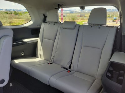 2026 Toyota Grand Highlander Base