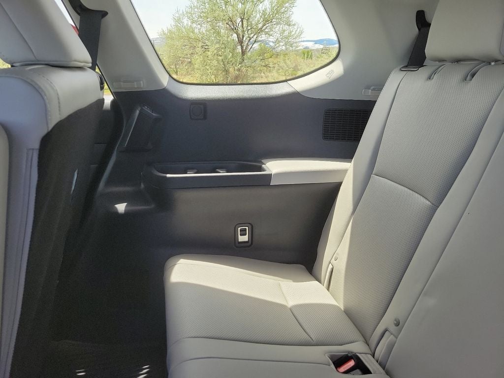 2026 Toyota Grand Highlander Base