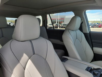 2026 Toyota Grand Highlander Base