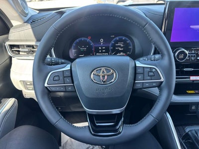 2026 Toyota Highlander Platinum