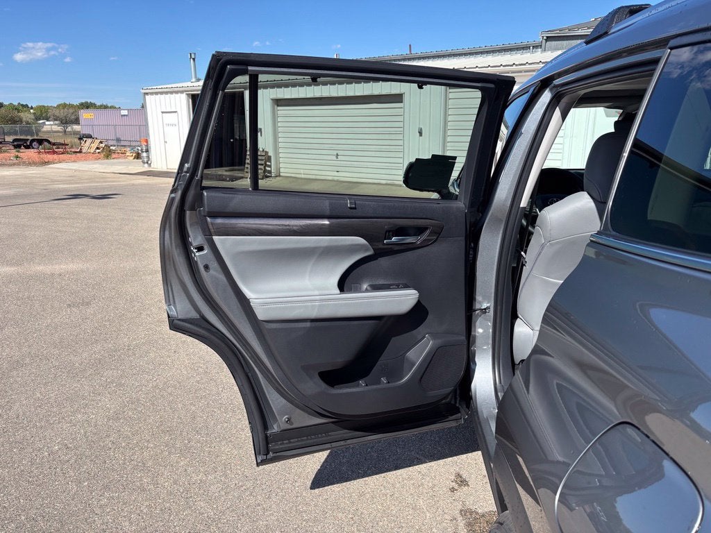 2026 Toyota Highlander Limited