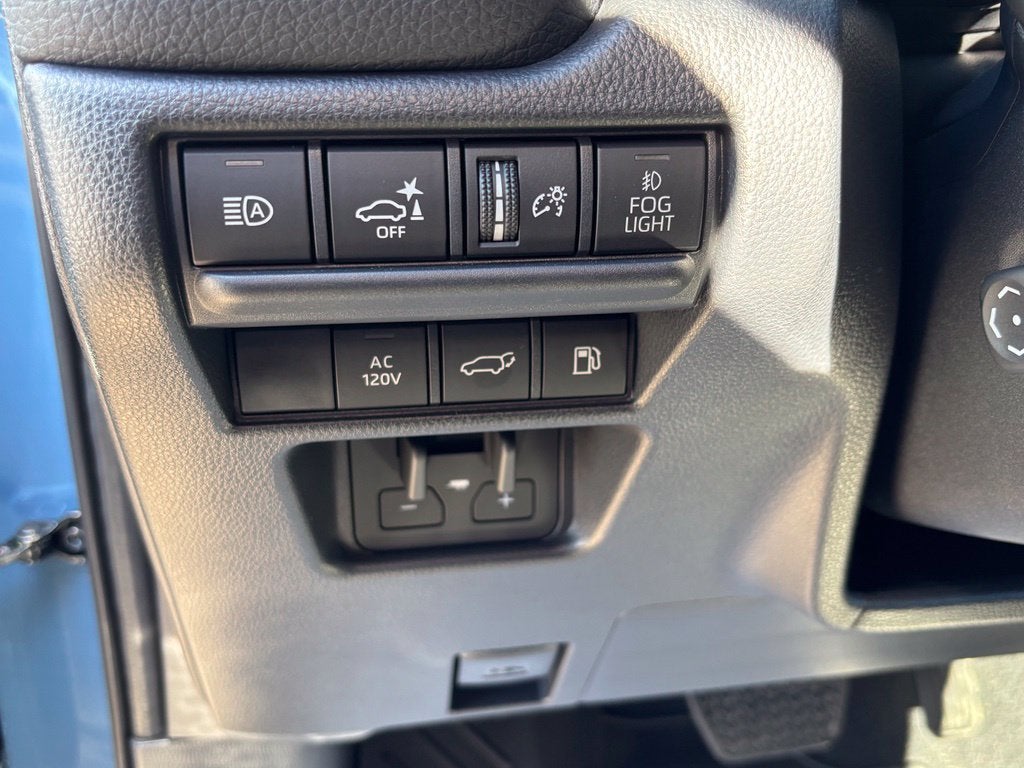 2027 Toyota Land Cruiser Base