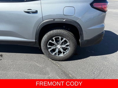 2025 GMC Acadia AT4