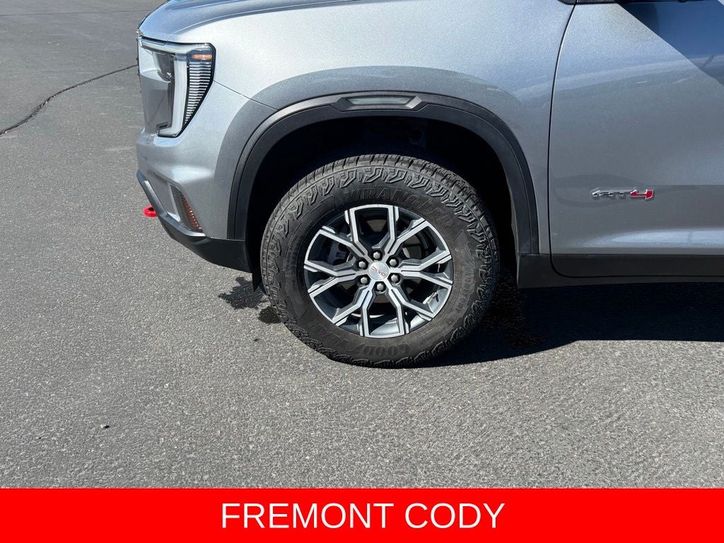 2025 GMC Acadia AT4