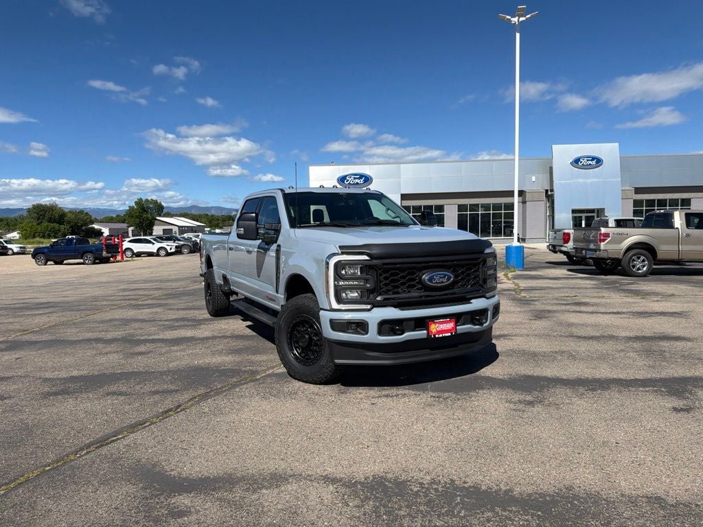 2024 Ford F-350SD Lariat Sport