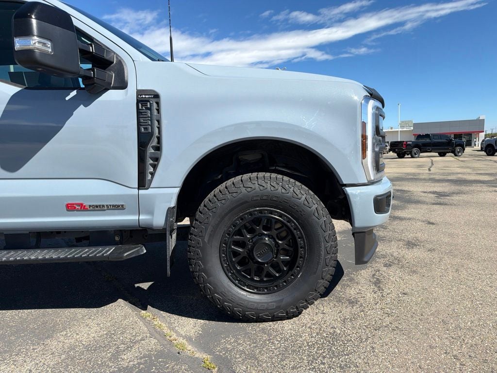 2024 Ford F-350SD Lariat Sport