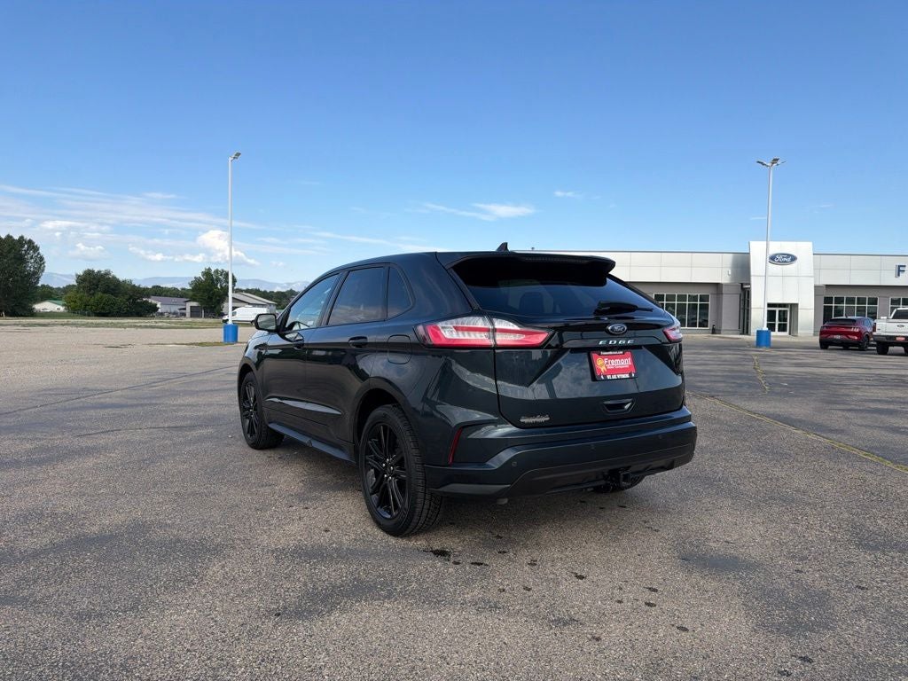 2022 Ford Edge ST Line