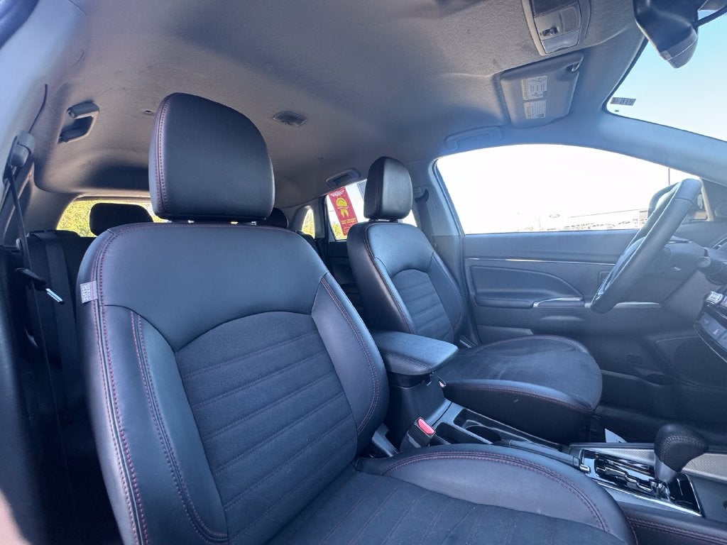 2025 Mitsubishi Outlander Sport 2.0 SE