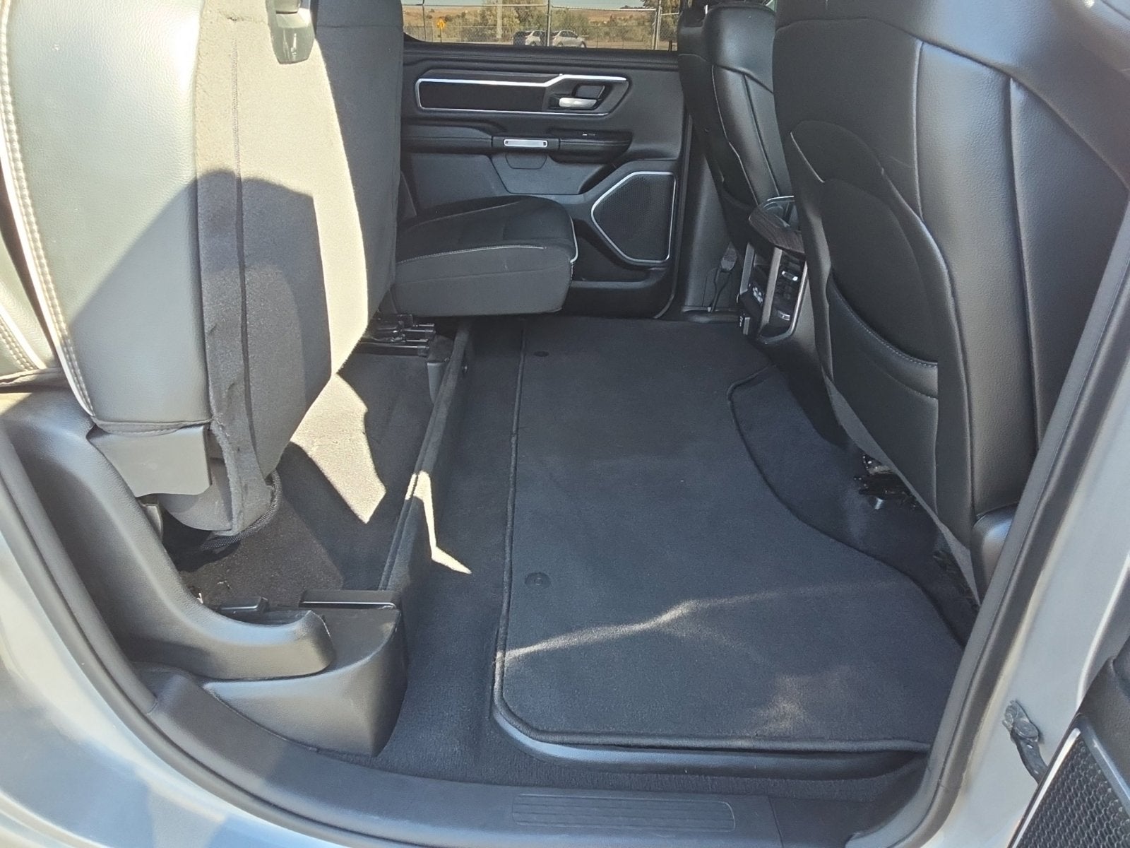 2025 RAM 1500 Laie Crew Cab 4x4 5'7' Box