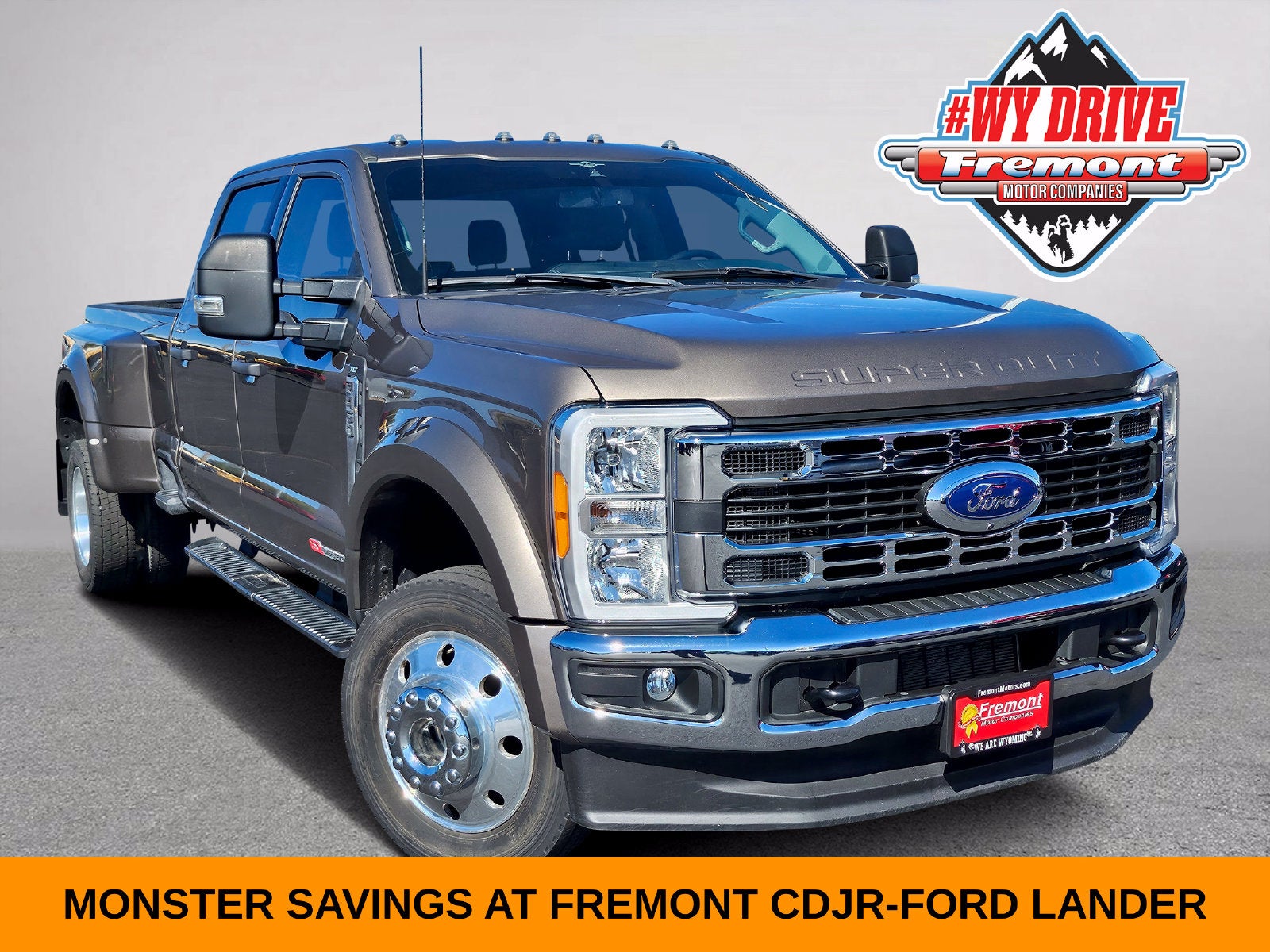 2023 Ford F-450SD XLT