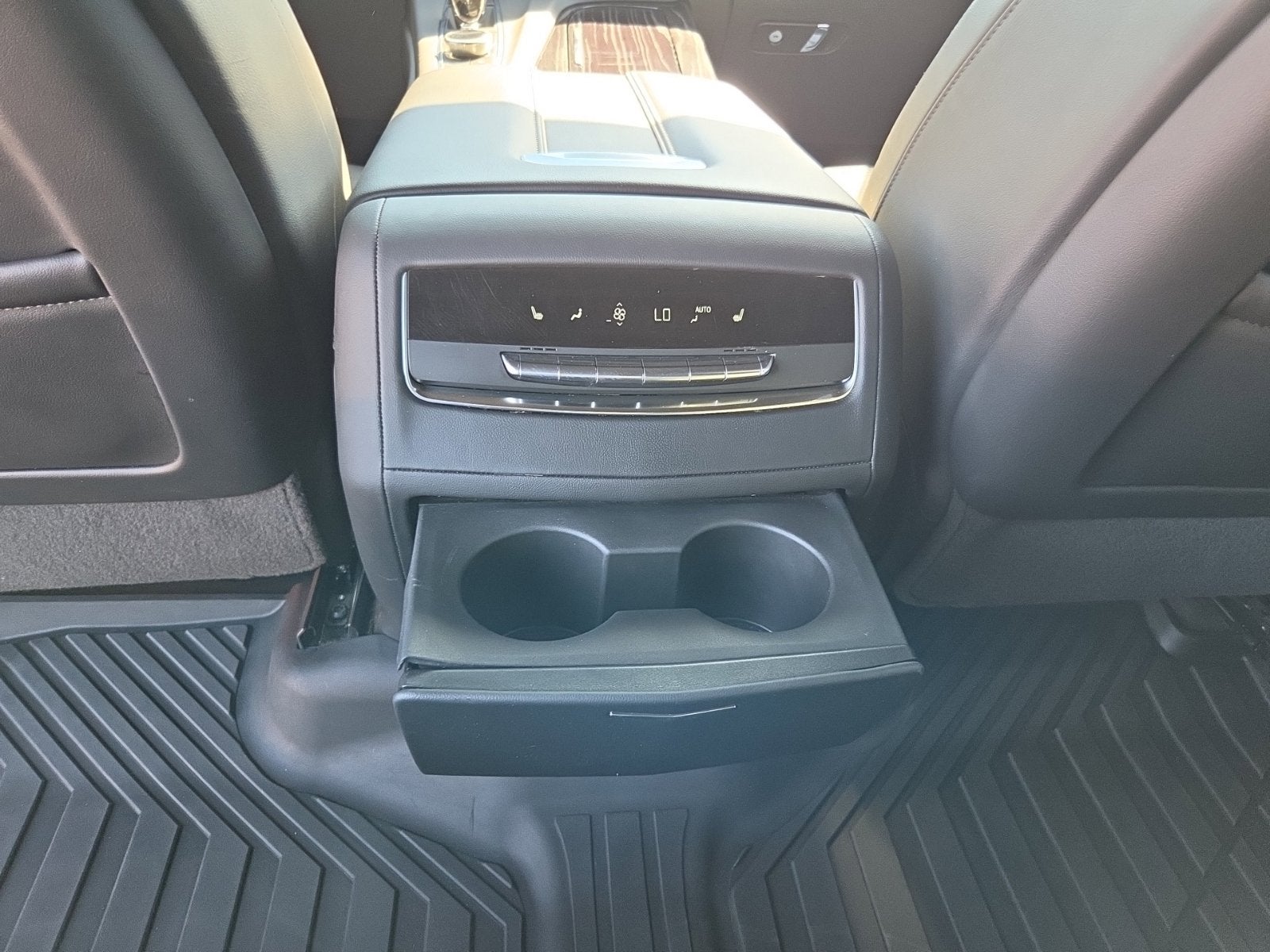 2023 Cadillac Escalade 4WD Sport