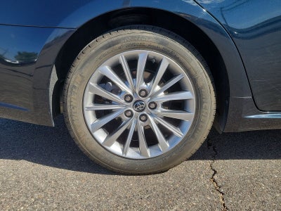 2016 Toyota Avalon Hybrid Base