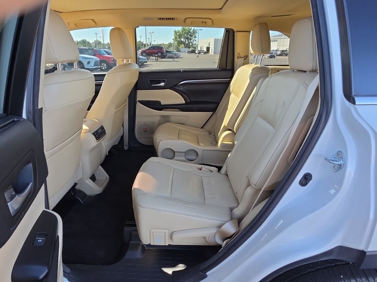 2016 Toyota Highlander Limited Platinum V6